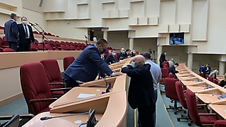 Внеочередное зседание областной Думы