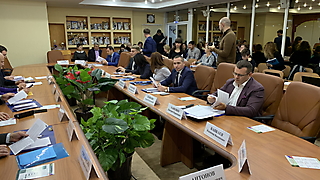 Заседание комитета по государственному строительству и местному самоуправлению